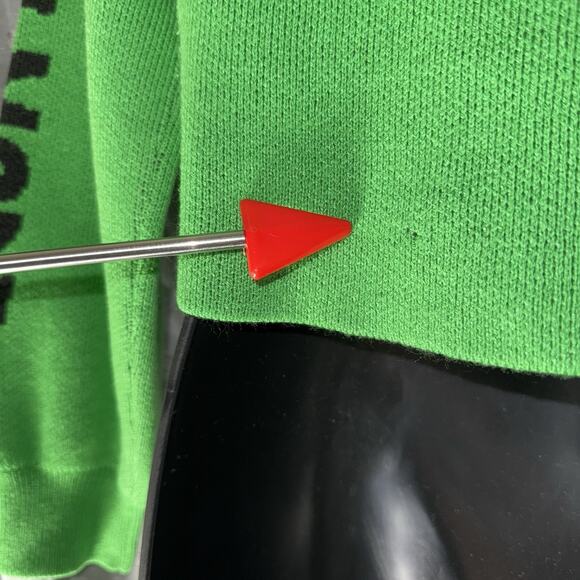 H&M Peanuts Ski Snoopy Women 12 Boxy Crop Jacquard Knit Sweater Green Schultz - Picture 5 of 8